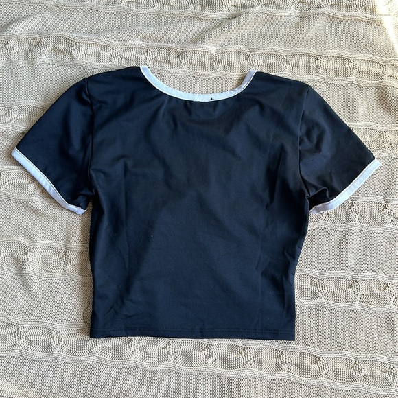 LF crop top - Picture 2 of 7